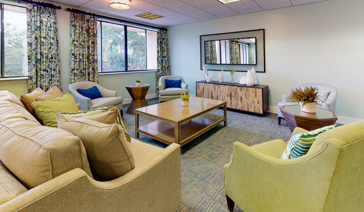 Lake Howard Heights | Community room