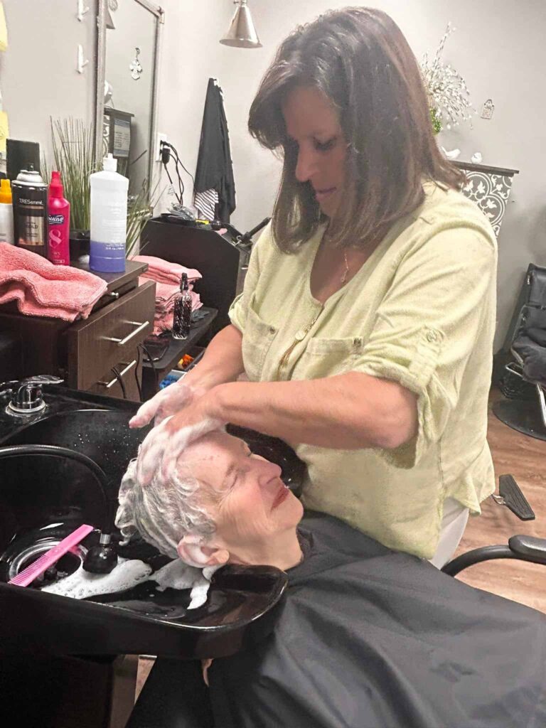 Salon and spa services, Lake Howard Heights, Florida