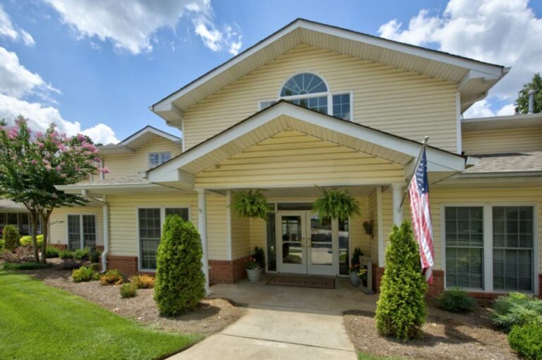 Legacy Ridge at Peachtree | Exterior front entrance