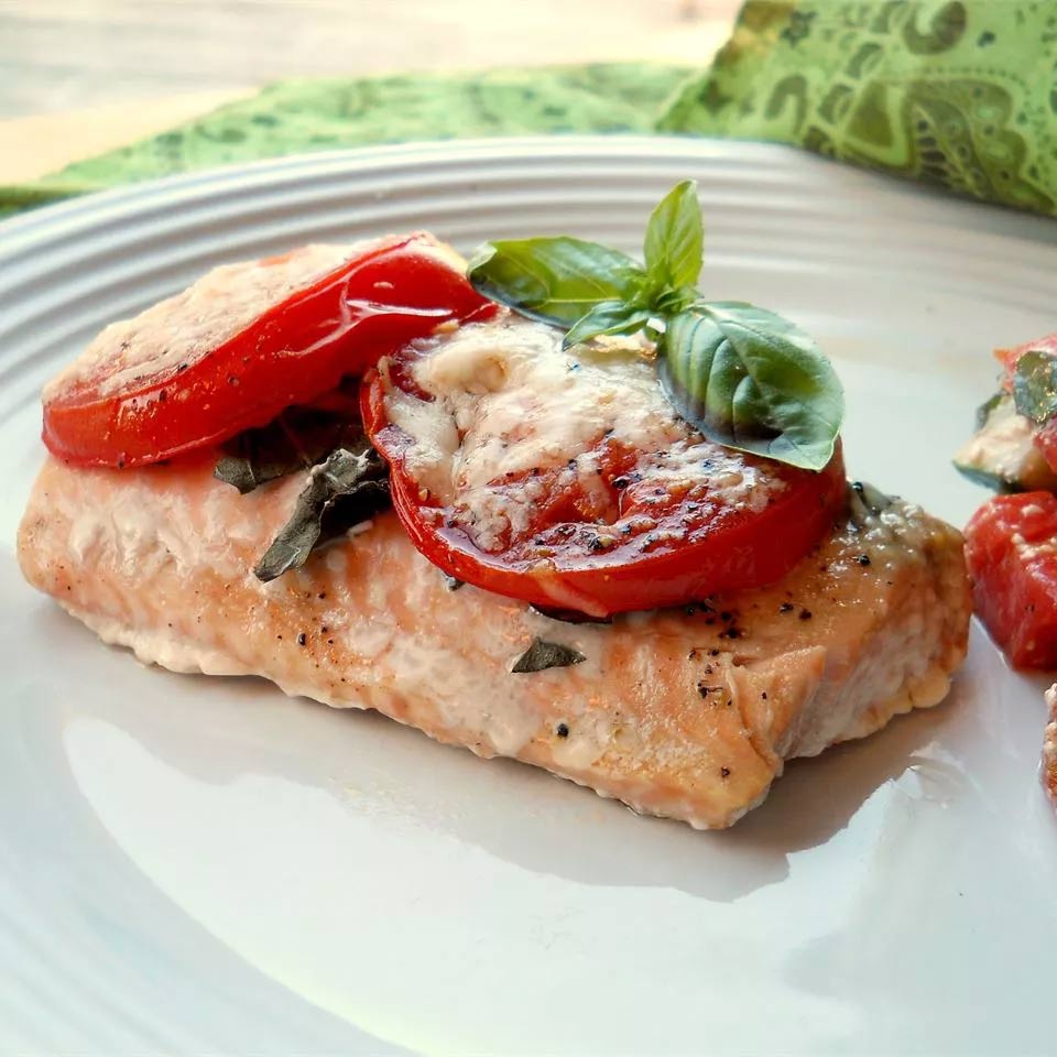 Tomato Basil Salmon