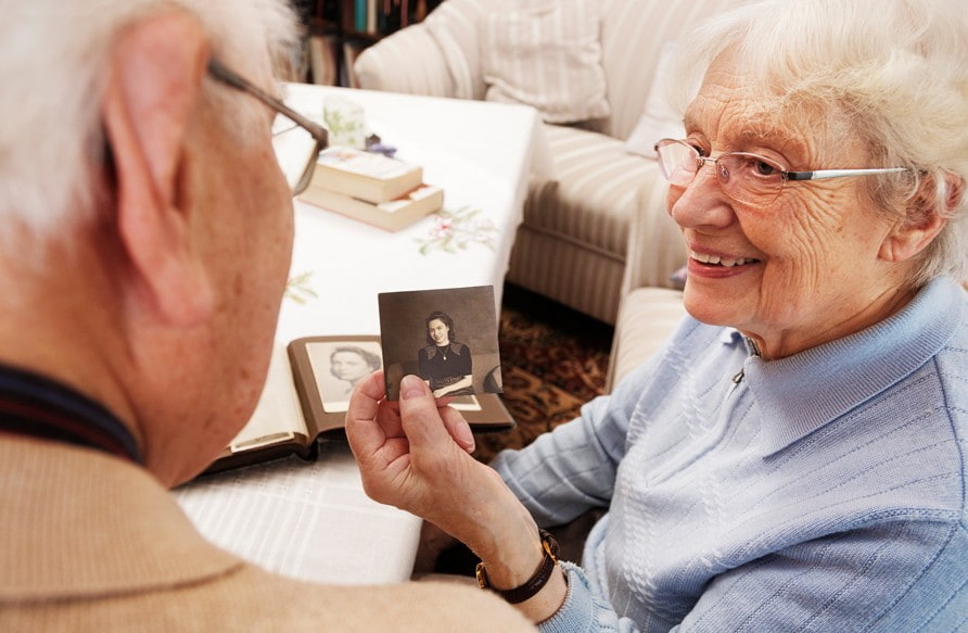 How to Choose the Right Alzheimer's and Dementia Care for Your Loved One
