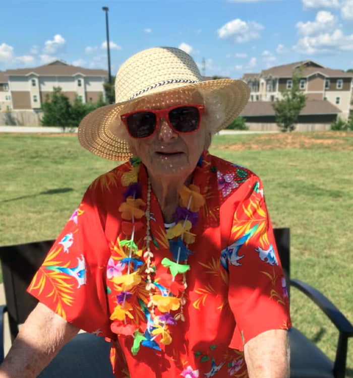 Oakview Park | Senior woman outdoors