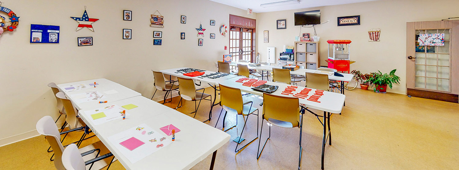 Spring Park Travelers Rest | Assisted living activity room