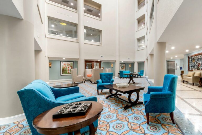 Why Transition to a Senior Living Community? The Atrium at Boca Raton Why Transition to a Senior Living Community? The Atrium at Boca Raton
