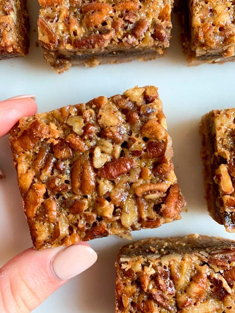 Healthy pecan pie bars