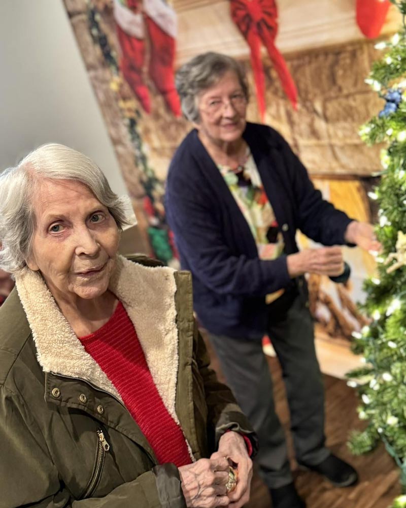 Why it’s Important to Help Your Elders Celebrate the Holidays