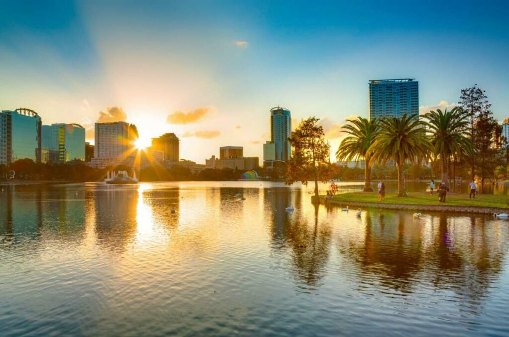 Free Activity Ideas for Seniors in Orlando