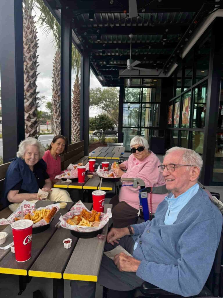 10 Smart Tips to Help Your Loved One Feel at Home in a Senior Living Community