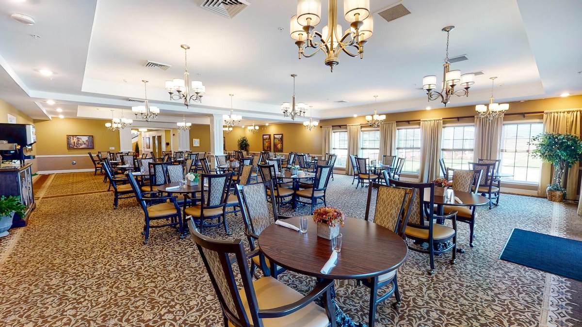The Goldton at Spring Hill | Dining room