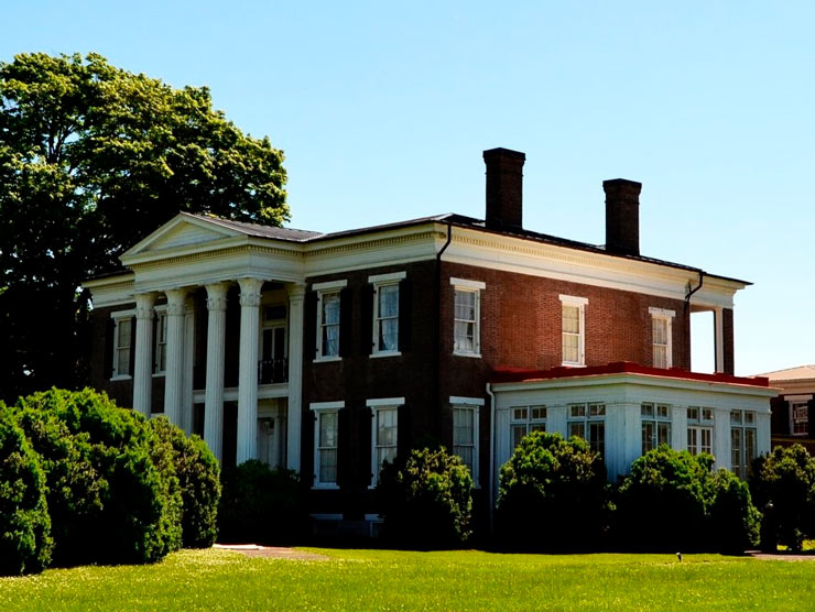 Rippa Villa in Spring Hill