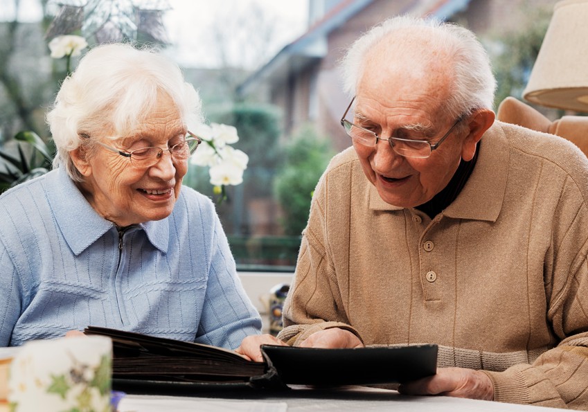 Is Your Loved One Showing These Signs? Time to Consider Senior Living