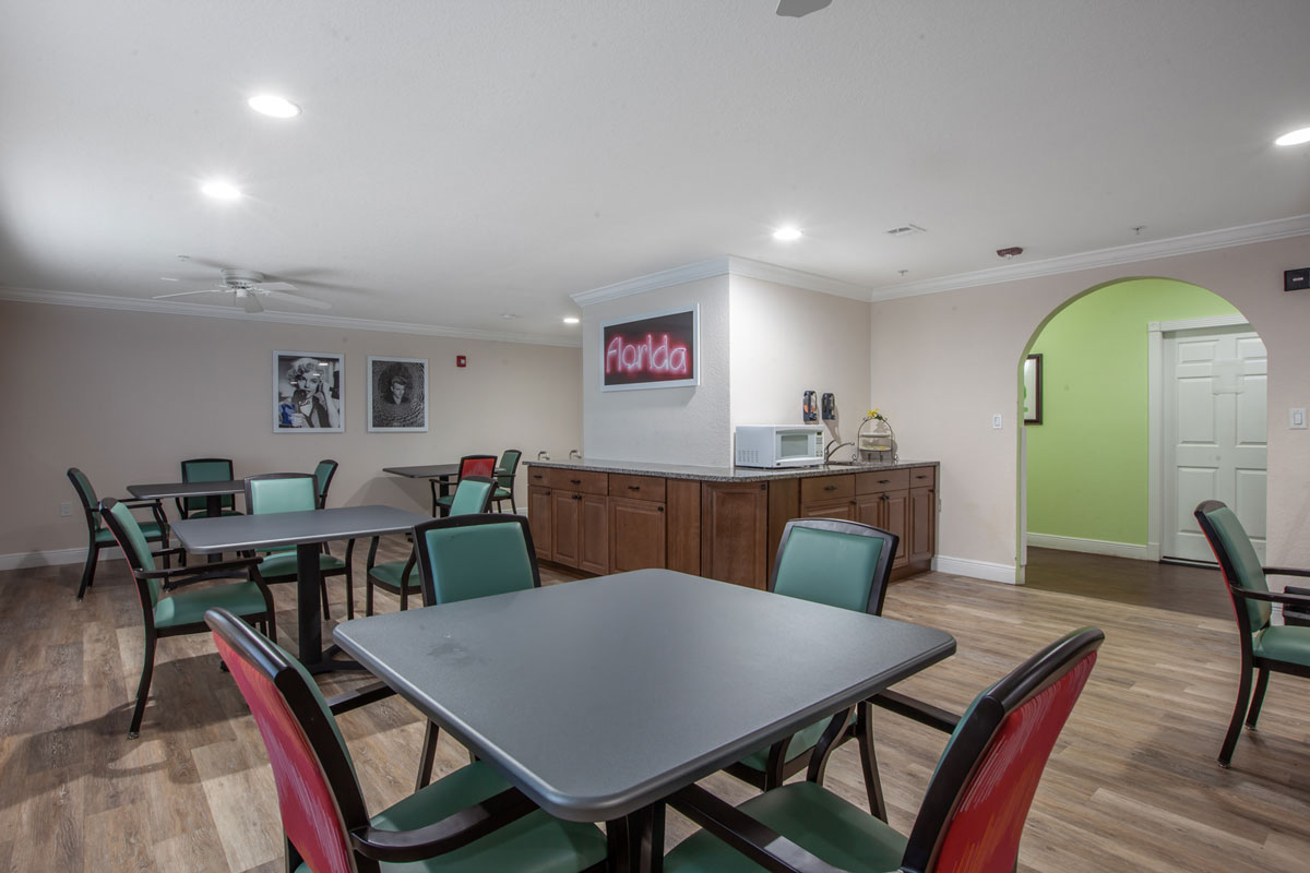 Photos FL Assisted Living & Memory Care The Goldton at St. Petersburg