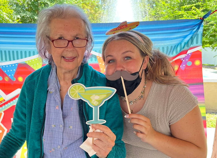 Assisted Living Services | The Goldton at St. Petersburg