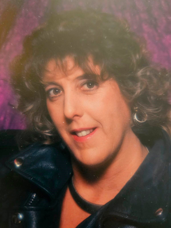 Lori Brown, Associate of the Month January 2024 | The Goldton at Venice