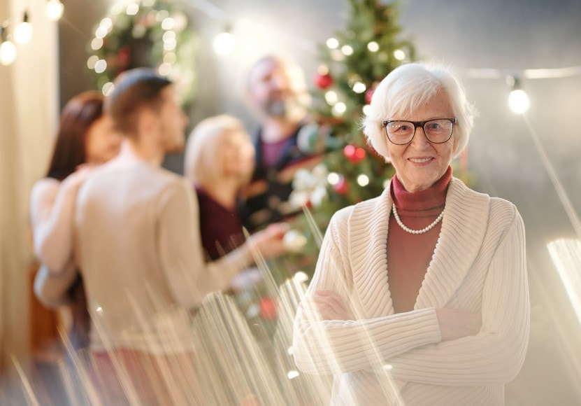 Holiday Ideas That Bring You Closer to Your Aging Loved Ones