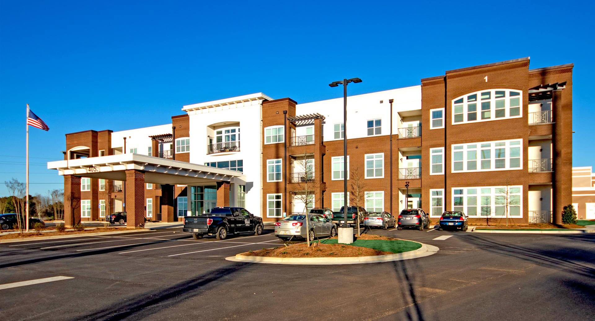 Front Exterior The Overlook at Suwanee