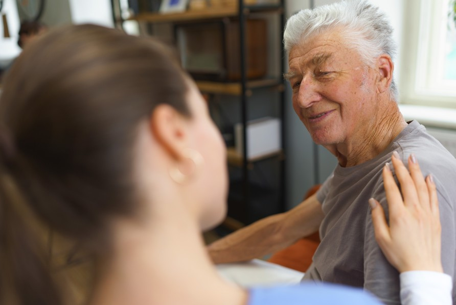 What Families Should Know About Parkinson’s Care in Assisted Living and Memory Care