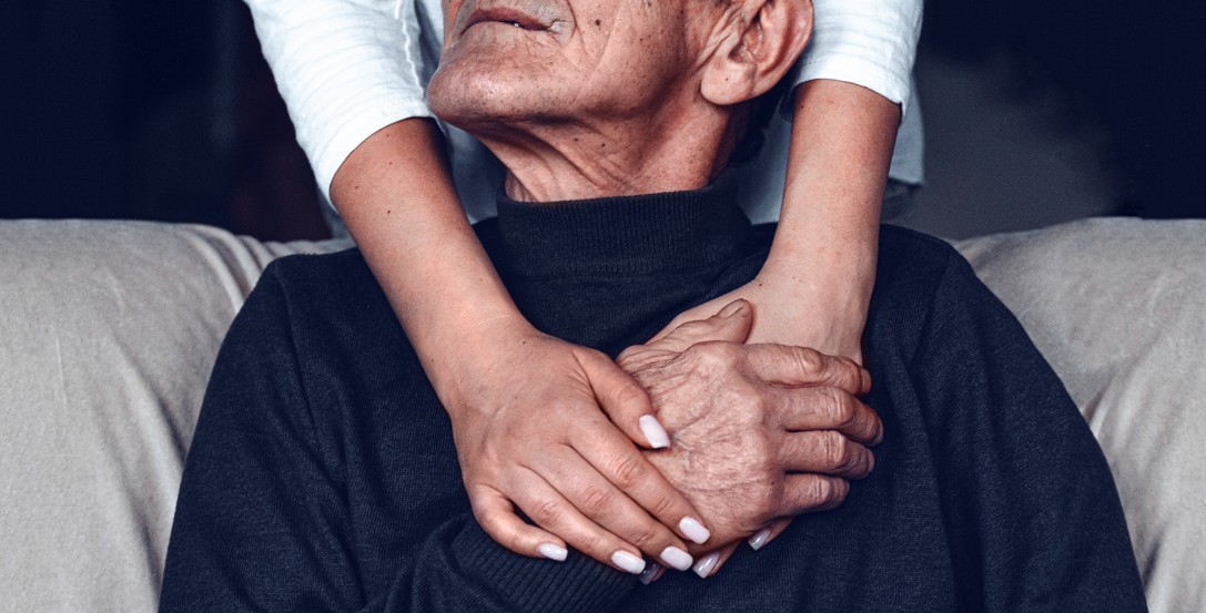 A Gentle Guide for Family Caregivers Navigating Senior Living Decisions