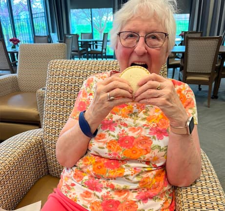 Senior Lady in a Community in Woodbrige VA