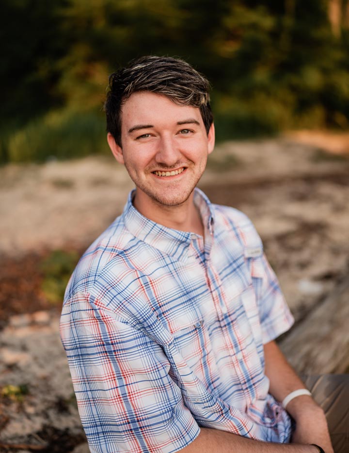 Hunter Anderson, Associate of the Month