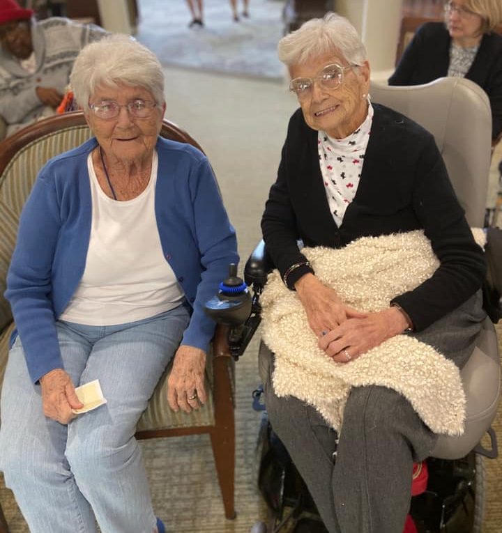 Atlas Senior Living | Seniors Smiling