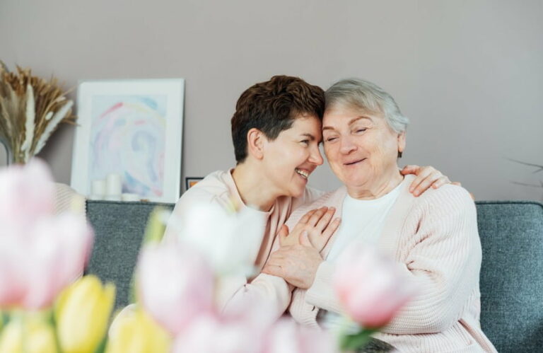 5 Ways Senior Living Can Help Mom Feel More Like Herself Again | Atlas Senior Living